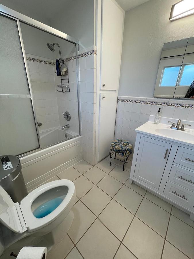 Private Room In Los Angeles With Wifi, Tv, And View Of Hollywood Sign & Shared Kitchen Exterior photo